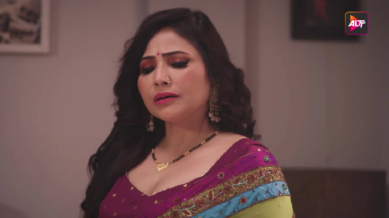 Utha Patak S02 P01 AltBalaji